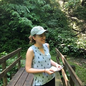 Meet your Posher, Nicole!